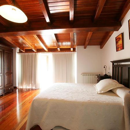 Casa Da Botica A Estrada Vandrerhjem Os Casares Rom bilde